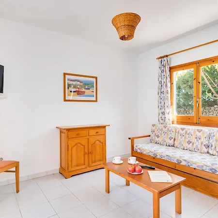Casas Menorquinas * Cala Blanca (Menorca)