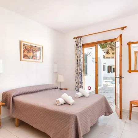 Casas Menorquinas كالا بلانكا