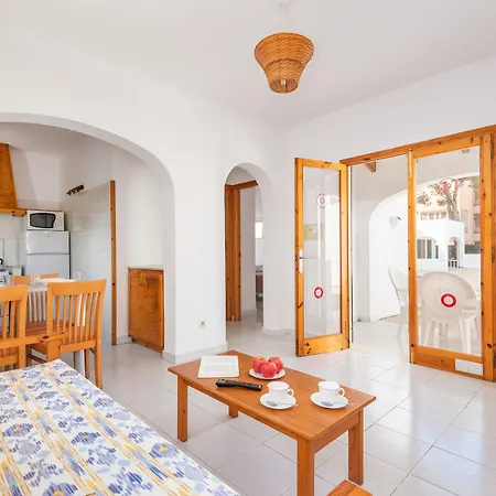 Apartamento Casas Menorquinas Cala Blanca (Menorca)